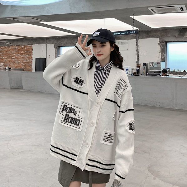 

2021 male autumn thin new contrast cardigan sweater youth wear ylbc, White;black