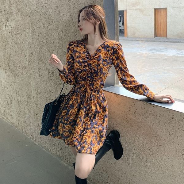 

autumn 2020 new korean v-neck long sleeve pleated drawstring show thin a-line short skirt floral women's dress