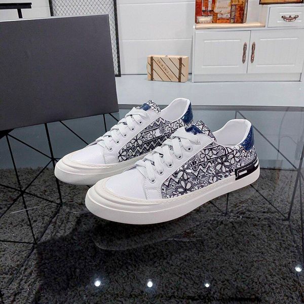 

2020 new men's luxury casual shoes, high-quality canvas fashionable and comfortable men's outdoor casual sports shoes, Black