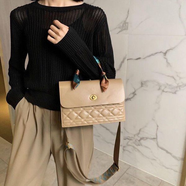 

korean style classic bag single shoulder women 2020 fashion all match crossbody bag solid color diamond square high quality