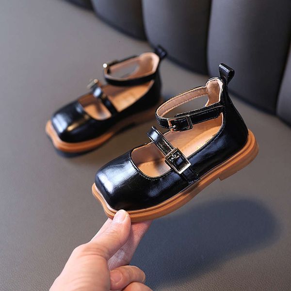 

children's roman princs korean versatile single girls' little soft soled walking sho, Black;red