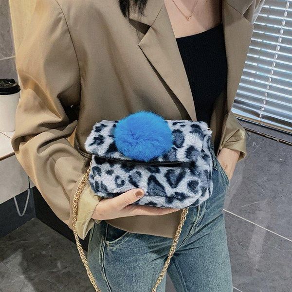 

осенью и зимой женщины небольшой мешок 2020 новая девушка моды плюшевая сумка печати леопарда мессенджер цепи плеча