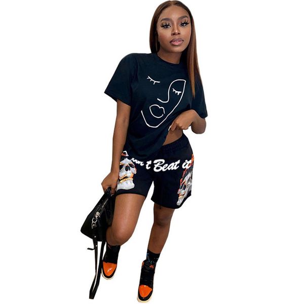 

2021 womens shorts set designer t shirt and shorts 2 piece outfits fashion biker tracksuit graffiti summer sportswear sweat suit h12702, White