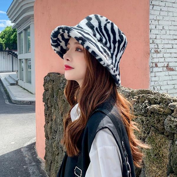 

New Women Fishman Hat Multicolor Letter Bucket Hats Winter Soft Warm Leopard Zebra Pattern Female Cap, Blue;gray