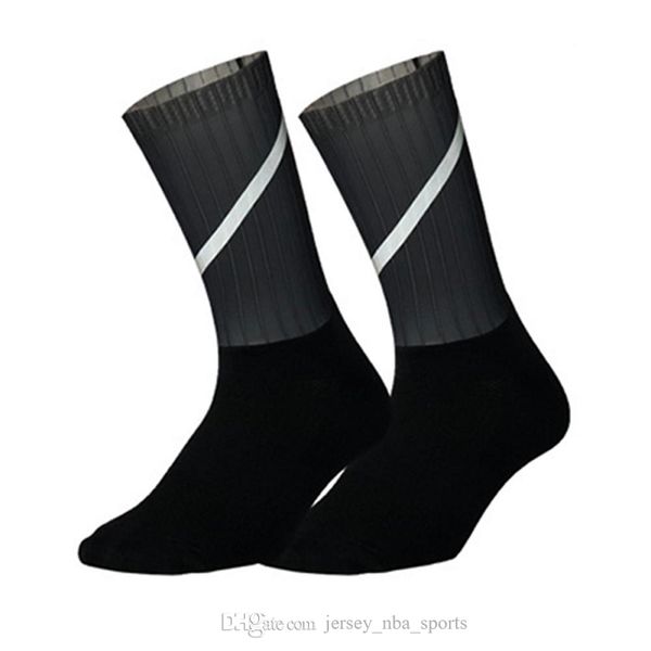 

21 new cycling socks wear-resistant and breathable stockings 360 degrees reflective sports socks for hiking camping running, Black