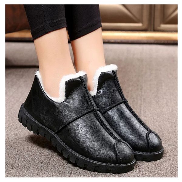 

womens home slippers old style warm plush outside slippers women winter house shoes casual leather slippers woman x1020, Black