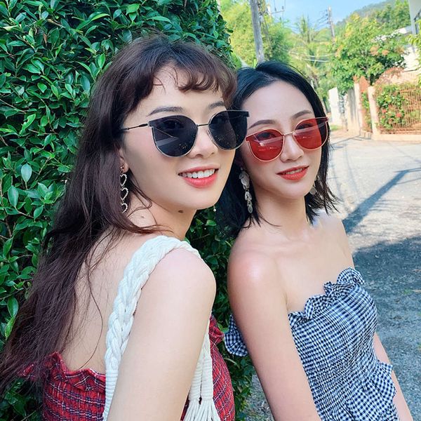 

women's korean version ins new sunglasses metal mesh red anti ultraviolet red big frame fashionable sunglasses men, White;black