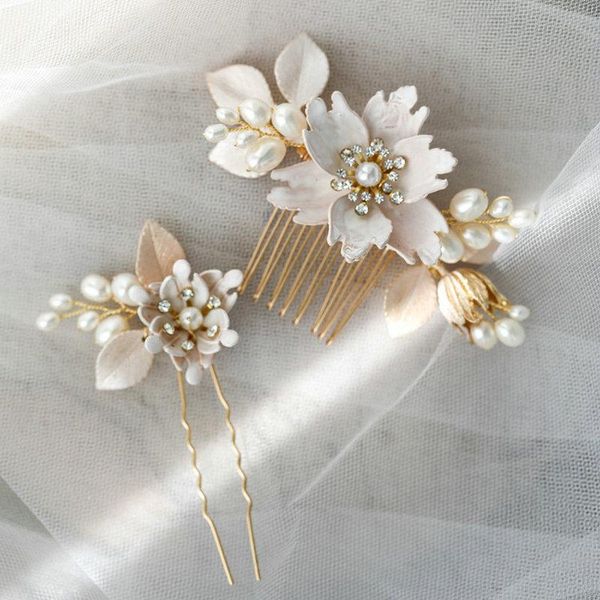 

metal flower hair comb rose leaves bridal hairpin headpieces natural pearl bridal hair accessories, Golden;silver