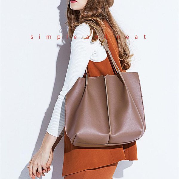 

2020 fashion women large casual totes vintage tassel shoulder bag retro shoulder bag simple genuine leather handbag