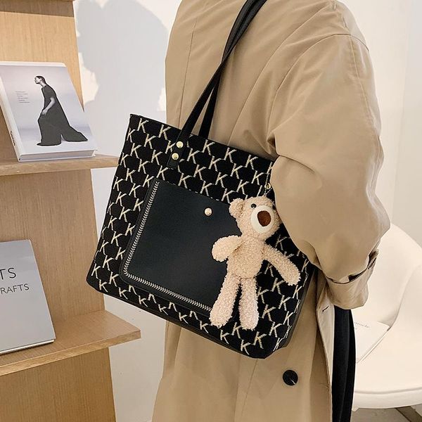 

unique design fall/winter women large-capacity bag fashion simple shoulder bag wild tote embroidery bucket width: 36cm