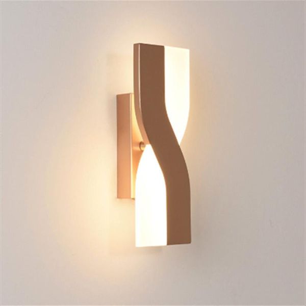 

2021 nre simple creative indoor wall light rotating led children bedroom bedside decoration nordic living room wall lamps
