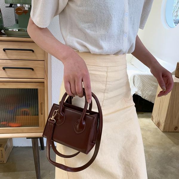 

women shoulder handbag solid color small totes crossbody bags fashion pu leather 2021 fashion trend ladies shoulder handbag