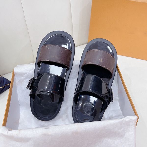 

2022 sunbath flat mule comfort slippers woman slipper summer lady cartoon big head slippers l bath fashion women shoes size 35-46, Black