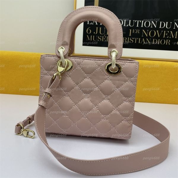 

designers 5a tartan bag luxurys women chain crossbody bag heart pattern shoulder bags messenger pruse tote