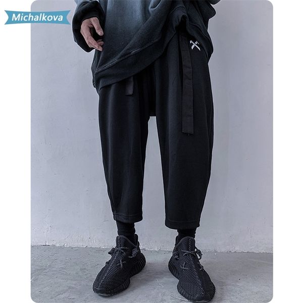 

dark embroidered letter vest calf length casual pants original streetwear men's clothing hip hop shorts sweatpants michalkova 201109, Black