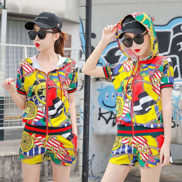 

summer suit women's sportswear 2019 casual new short sleeve shorts hooded loose fashion two piece set, Gray