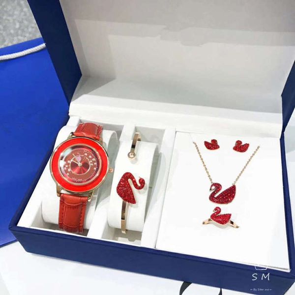 

new color strap 2020 women's new watch five piece set swan watch swan bracelet, Slivery;brown