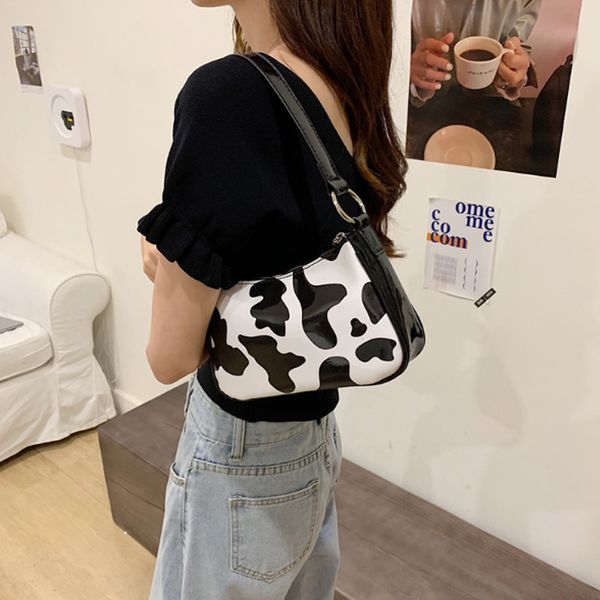 

cow pattern baguette bag for women fashion messenger shoulder bags designer zipper female vintage cute bag handbag and purses c0202