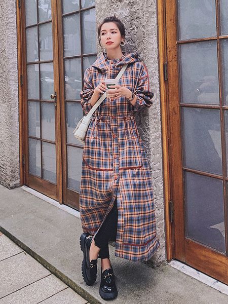 

2021 new female long section20spring spring new with korean hood loose in a single straight line breasted fashion trench coat yy3 j866, Black;brown