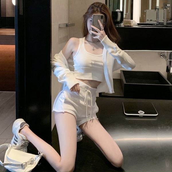 

2020 autumn new suspender vest hooded cardigan coat + high waist shorts 3-piece fashion suit for women