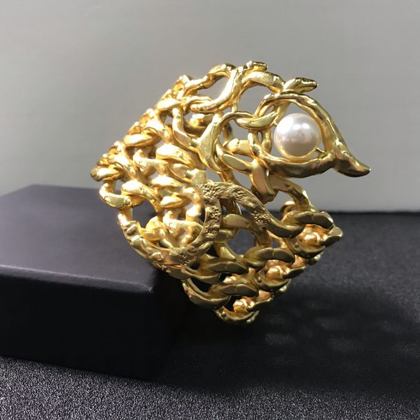 

2020 fashion vintage gold color egyptian pharaoh design jewelry beetle bracelet big bangle cuff bracelet brand jewelry copper jewelry, Black