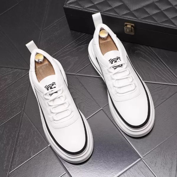 Moda primavera abito da sposa scarpe in pelle stile europeo stringate bianche sneakers casual da uomo con punta tonda mocassini da passeggio antiscivolo traspiranti