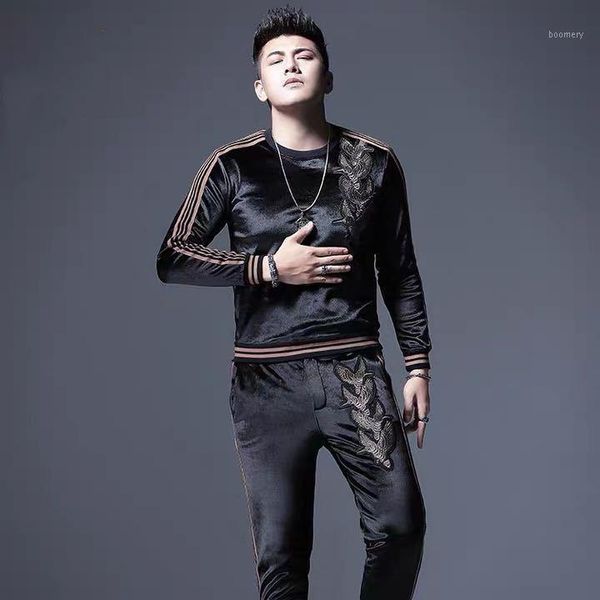 

2020 new station light luxury men's plush personalized embroidery sweater set plush thickening warm two piece set1, Gray