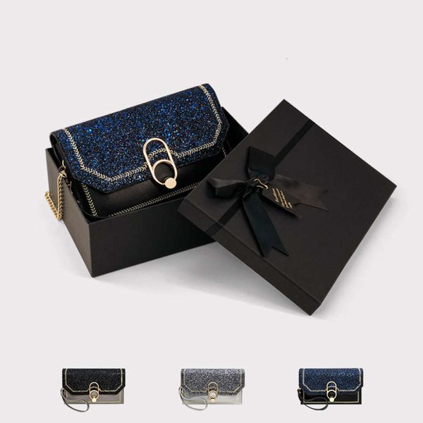 

luxurys designers small 2021 new korean personalized fashion hand messenger versatile temperament envelope women's bag
