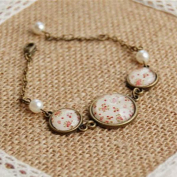 

charm bracelets flyleaf 2021 vintage imitation pearls hand-painted flowers bronze bracelet for women handmade fine jewelry pulseras mujer, Golden;silver