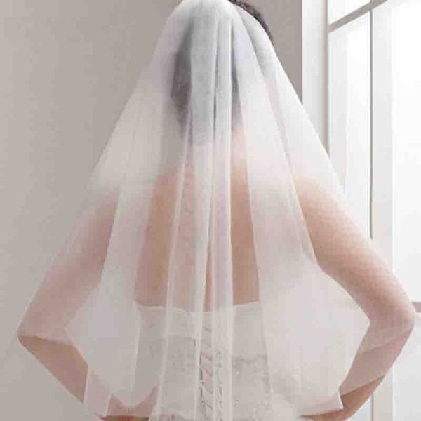 

simple and elegant bridal headdress, white nude wedding dress, double deck wedding dress with metal comb