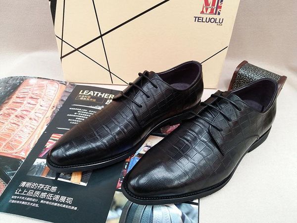 

mens fashion italian leather oxfords shoes lace up 2020 spring male dress suits tuxedo oxfords shoes black wine business