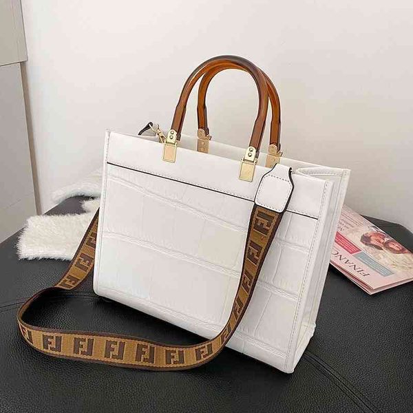 

72% off bag luxury handbag women new fashion korean versatile tote messenger large capacity women's
