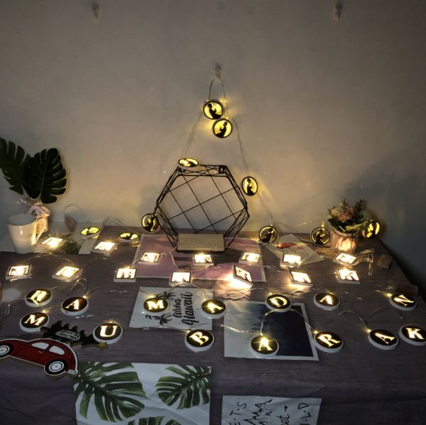 

последние 2 метра 10 света светодиодные светильники батареи имеют много стилей и узоров рождественских огней