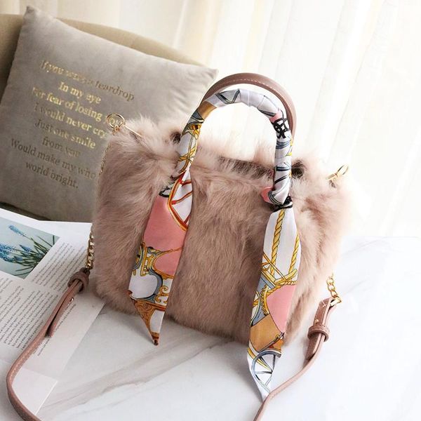 

wintertime new fashion fashion hundreds of chic real plush single shoulder portable oblique bag to send silk