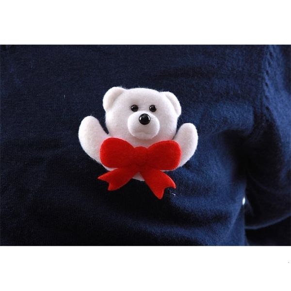 

factory8qjisnowman bear glow glowing gift santa deer led flashing cartoon brooch badge toy christmas luminous decoration sn1418nti2