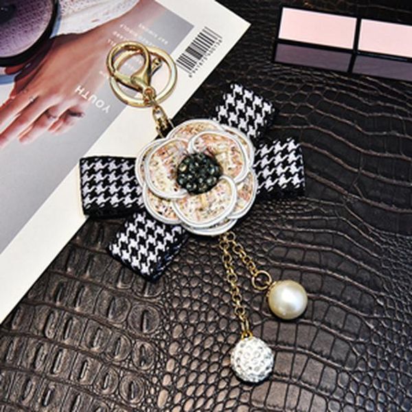 

new cute flower key chain gifts for women llaveros mujer car bag keychain accessories keyring holder jewelry party gift eh356 h bbyjeh, Slivery;golden