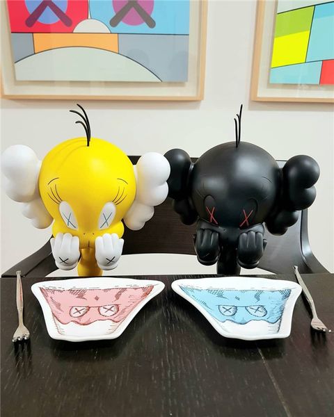 

originalfake companion very cute tweety 20cm 0.5kg toy for original box action figure model decorations kids gift