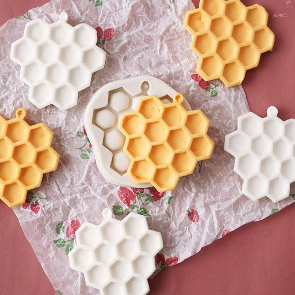 

diy honeycomb cakes molds silicone mold fondant cake chocolate soap candy biscuit sugar mold baking kitchen accessories1