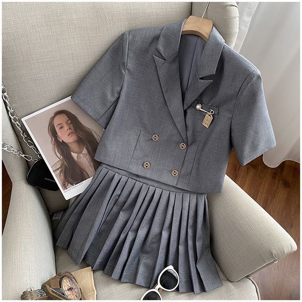 

2021 New Uniform Girls 2-piece Define s Japanese-style Cute Blazer Sets -skirt Plied Suit with Short Sleeve Pin Two Buns D14V, Gray