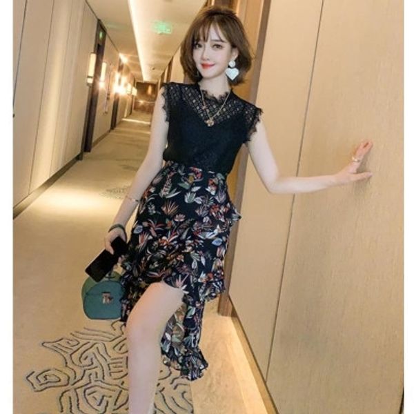 

nuxkm miuco sling shirtlace shirthollow lace shirt with suspenders printed flounced half skirt three-piece suit women's 2020 summer new, Gray