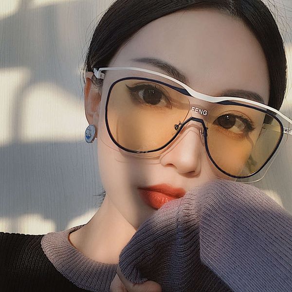 

sunglasses net red frame super large women's big face korean fashion face small transparent yellow sunglasses street shooting versatile, White;black