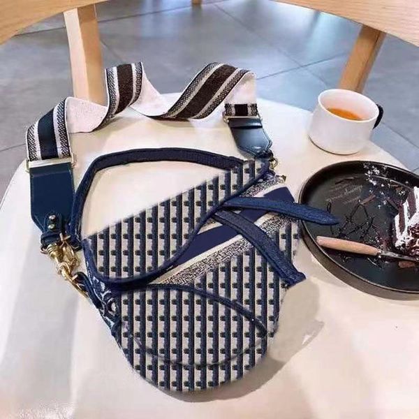 

designer ladies bags retro classic messenger bag famous handbags star celebrity inspiration embroidery fashion shoulder bags