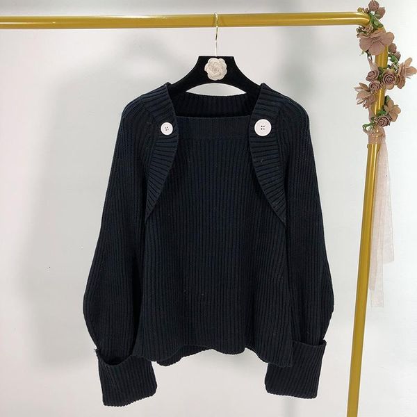 

ewq] 2019 autumn winter new button decoration flare sleeve slim ladies sweater square collar pullovers knit ql3571, White;black