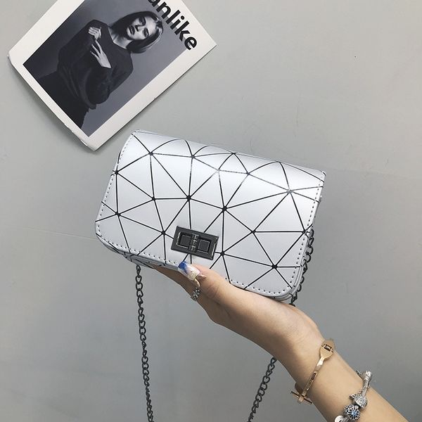 

hbp non-brand fashion lingge single shoulder slant span small bag korean version women's new trend versatile chain women's bag 2 s