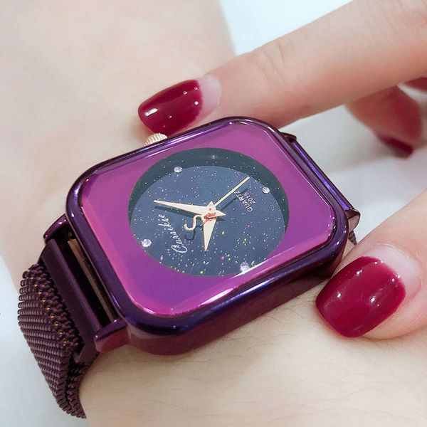 

tiktok lady lazy man magnetic iron fashion net quartz watch waterproof watch ing