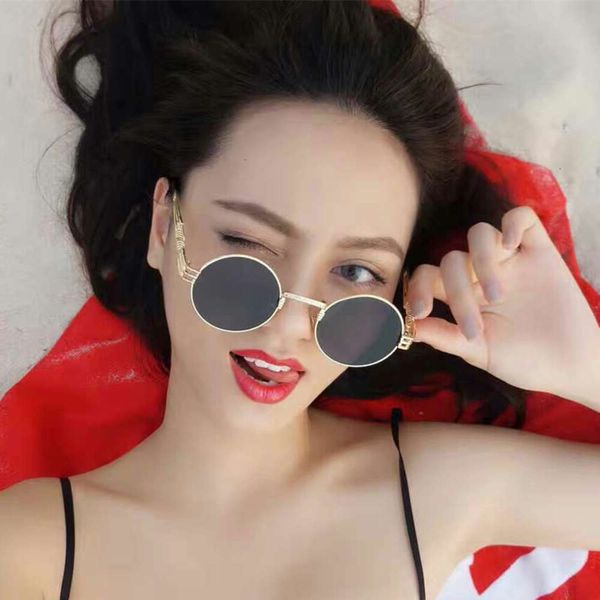 

small fashion round round frame korean sunglasses women's internet red tiaodi street p polarized sunglasses hip hop, White;black