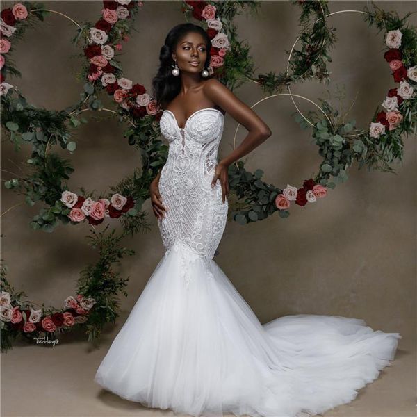 

2021 new fashion mermaid wedding dresses sweetheart lace appliques sleeveless tulle sweep train open back plus size formal bridal gowns, White