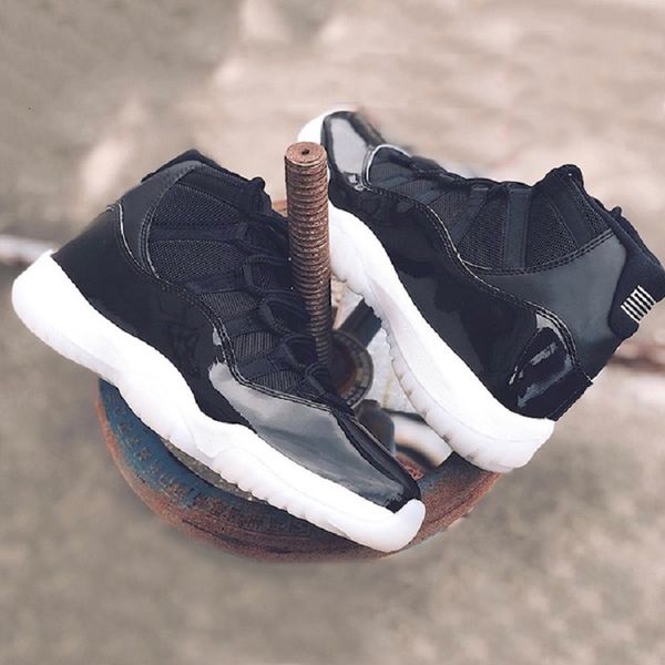 

new arrival 25th anniversary jumpman 11 mens shoes 11s metallic silver eyelets ct8012-011 men women trainers sports sneakers