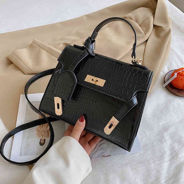 

2022 factory wholesale new bag women's fashion texture small square crocodile pattern single shoulder messenger handbag txly