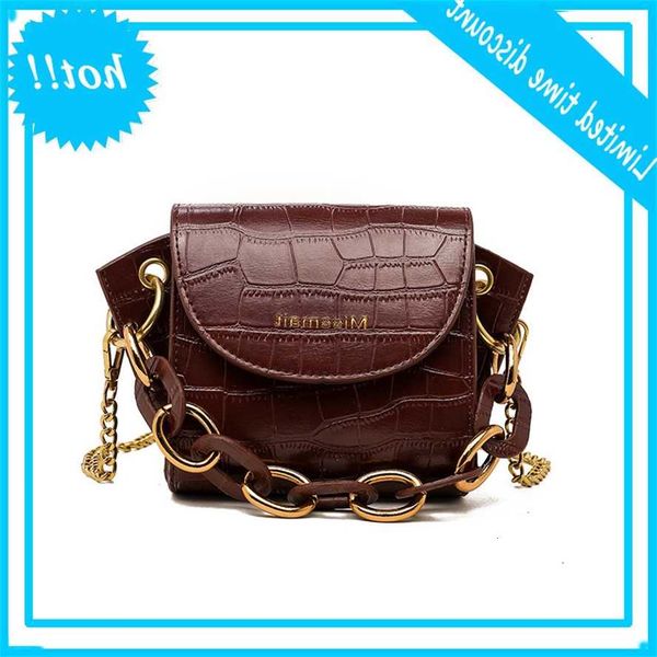 

mini women 2021 new single and multilateral small task crossbody chains wing bag thigh leather